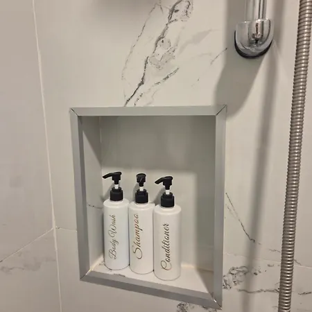 アパート Magus トゥズラ